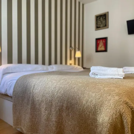 El Rincon De Poniente Apartment *